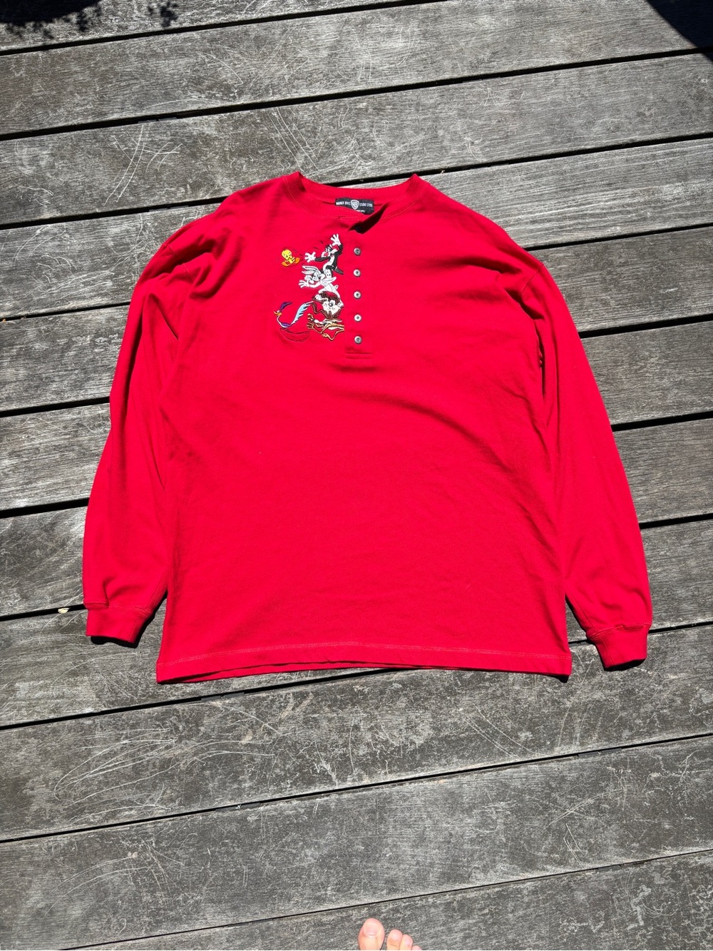 Vintage Warner Brothers Red Long Sleeve Looney Toons Men’s Sz Medium Shirt
